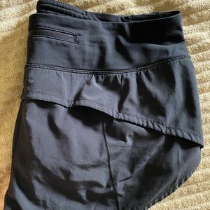 Lulemon shorts